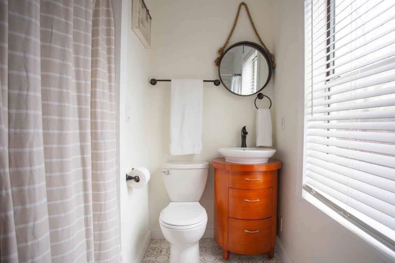 Cozy Studio - Blocks From The Ocean! Jacksonville Beach Eksteriør billede
